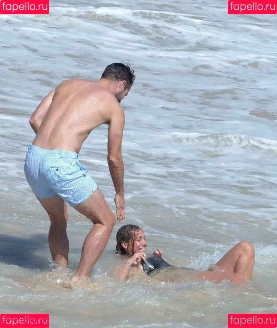 Louise Redknapp Onlyfans Photo Gallery 
