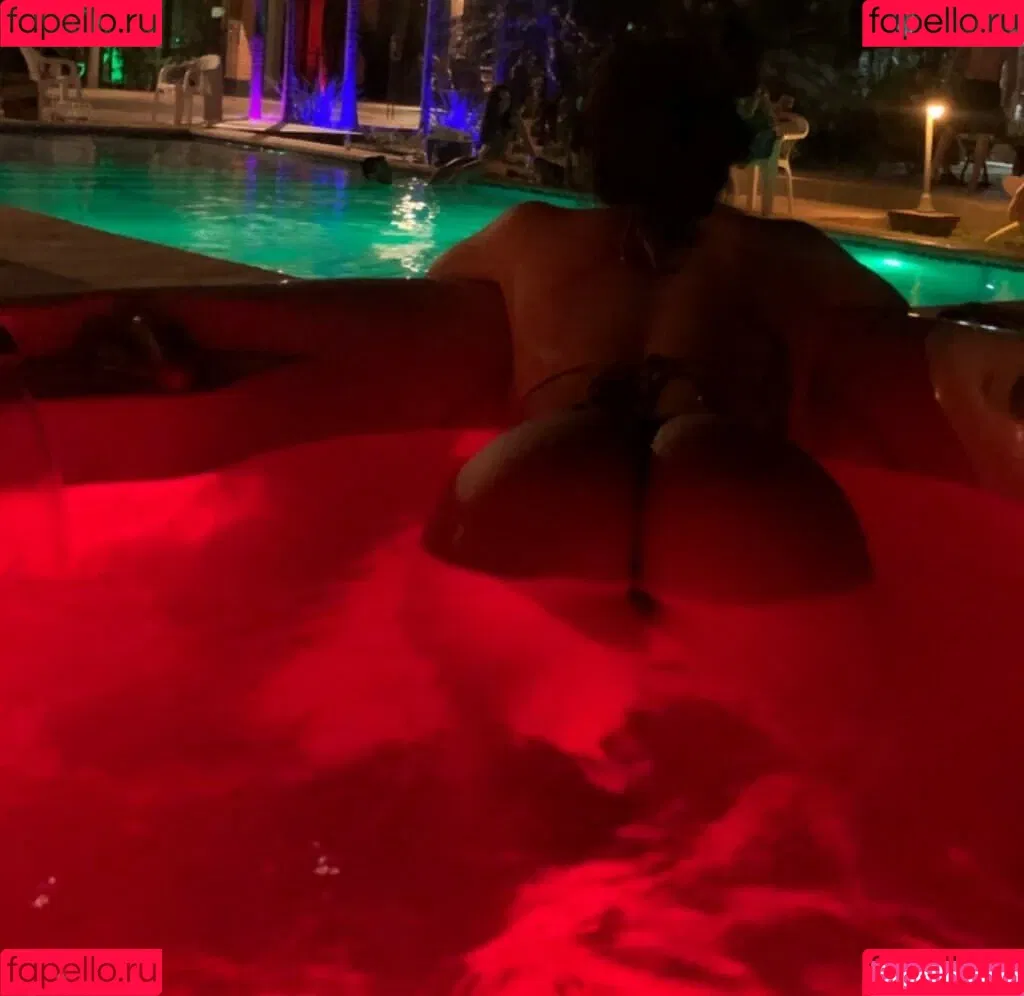 Angie Diaz Onlyfans Photo Gallery 