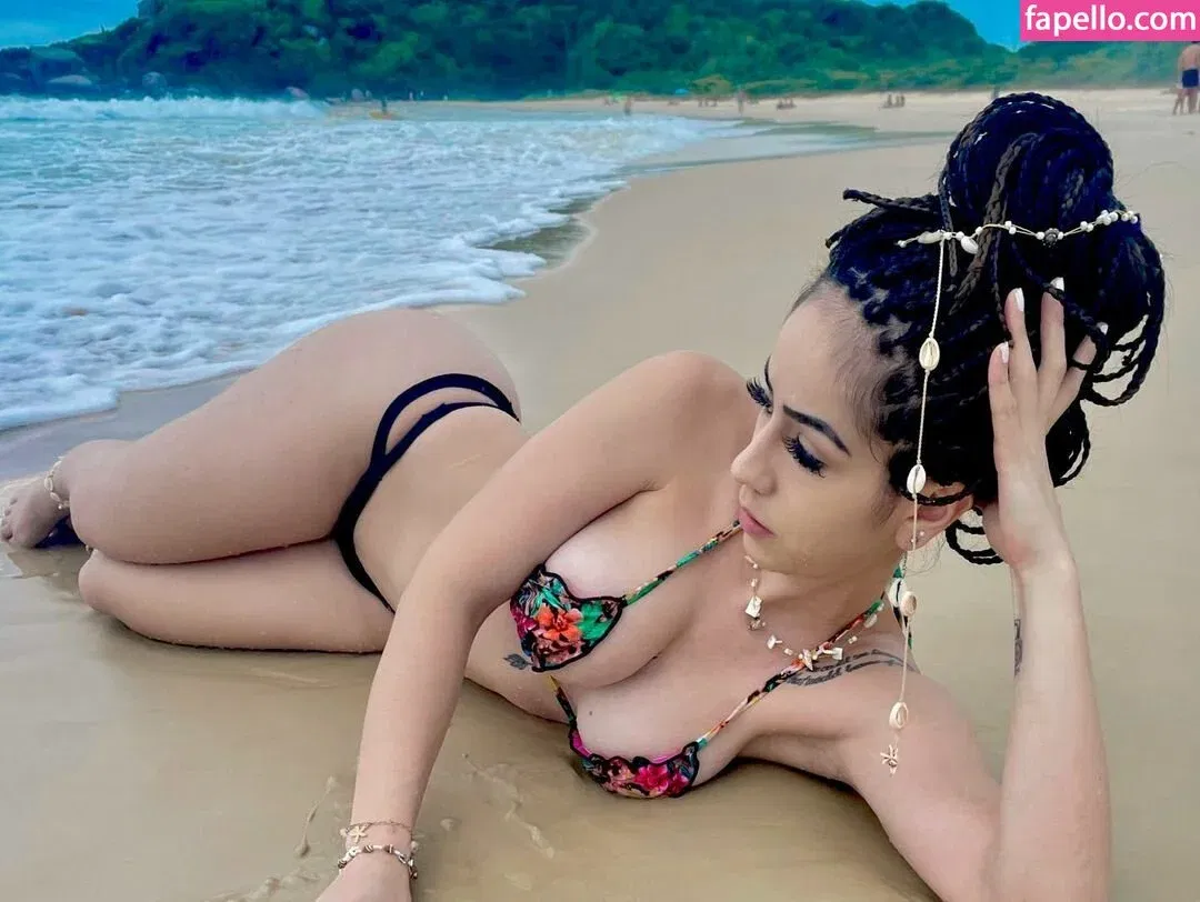 Angie Diaz Onlyfans Photo Gallery 