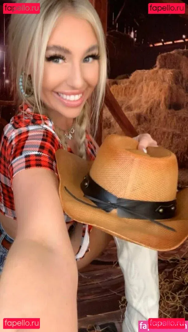 karleystokes Onlyfans Photo Gallery 