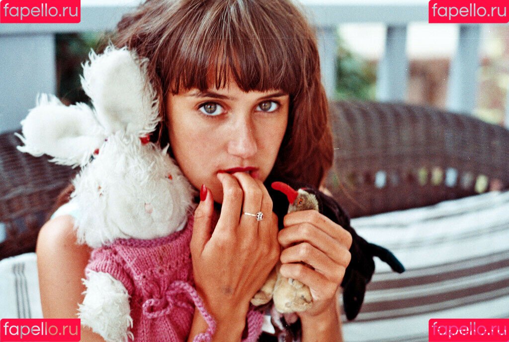 Seren Gibson Onlyfans Photo Gallery 