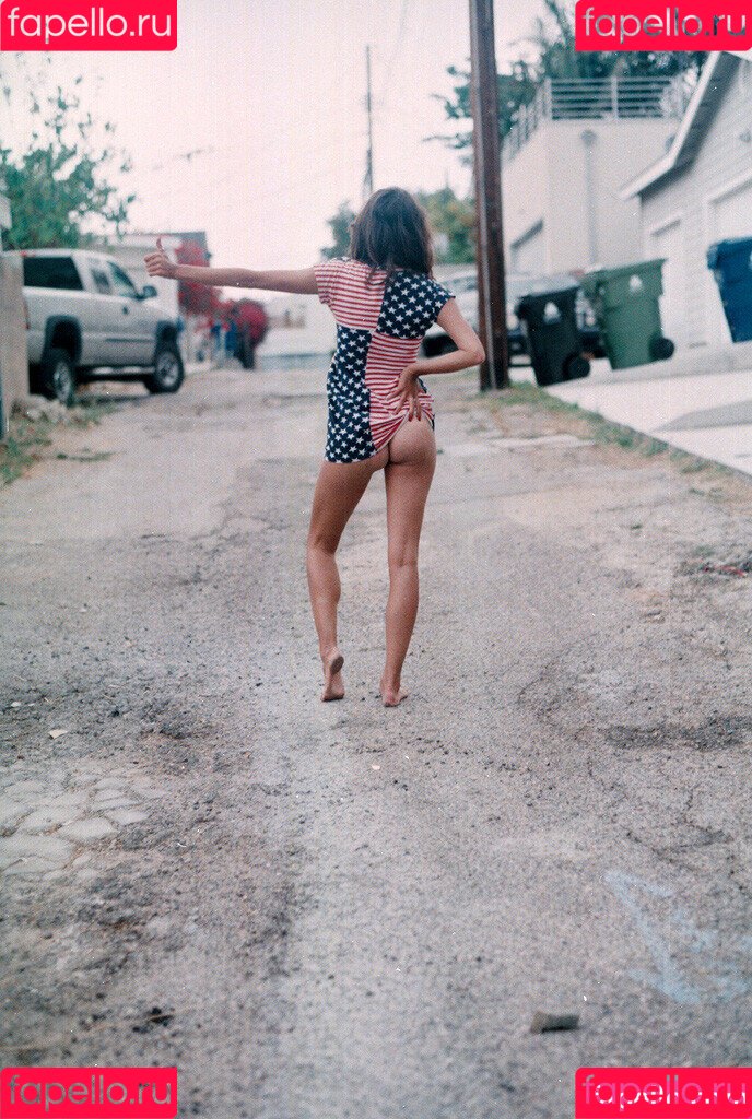 Seren Gibson Onlyfans Photo Gallery 