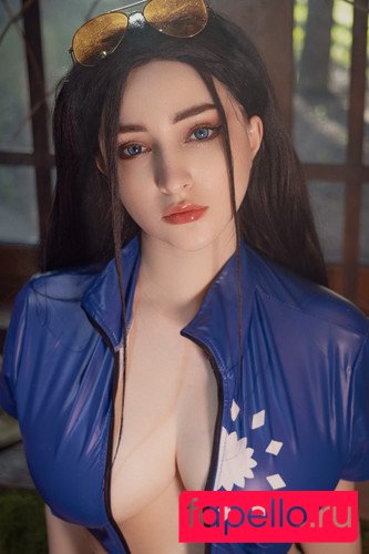 Hologana Nude Onlyfans Photo 9