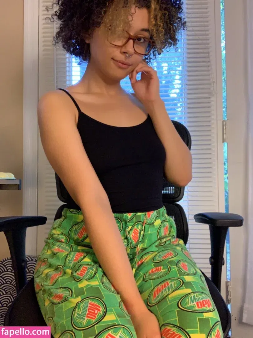 Irlupdog Onlyfans Photo Gallery 