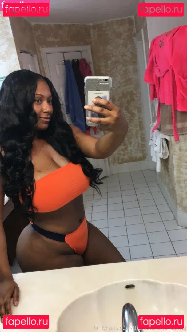 therealchanellealicia Onlyfans Photo Gallery 