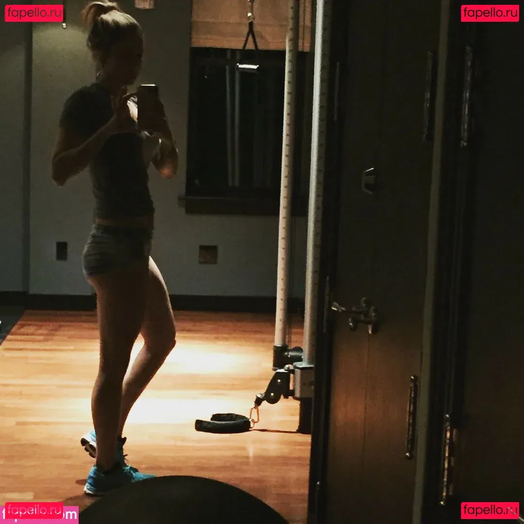 Iliza Shlesinger Onlyfans Photo Gallery 