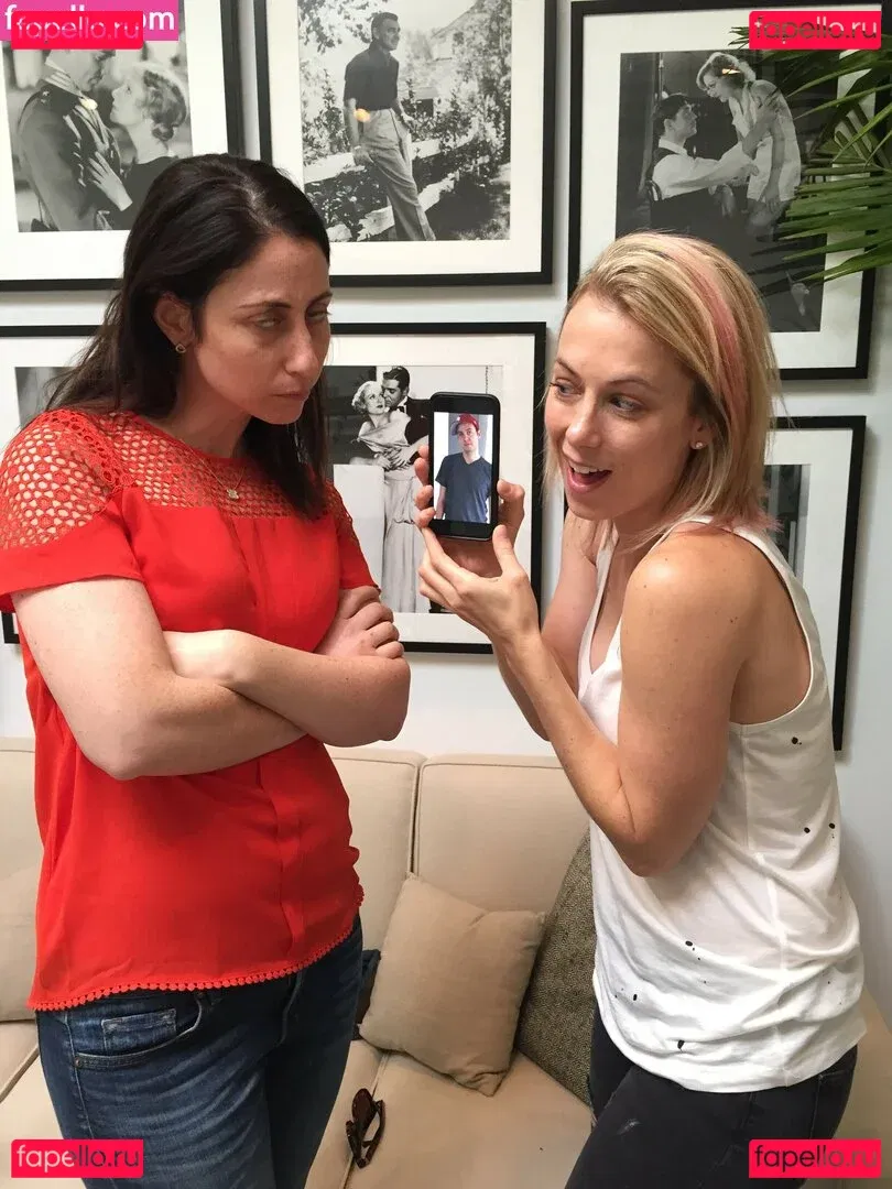 Iliza Shlesinger Onlyfans Photo Gallery 