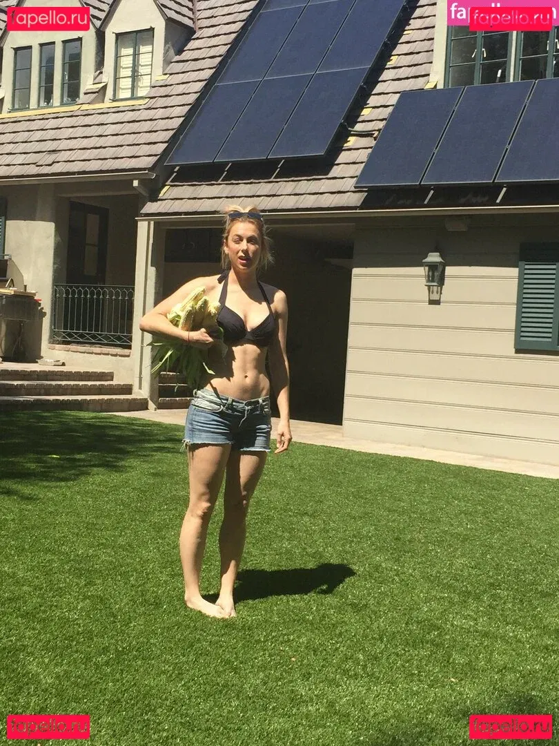 Iliza Shlesinger Onlyfans Photo Gallery 