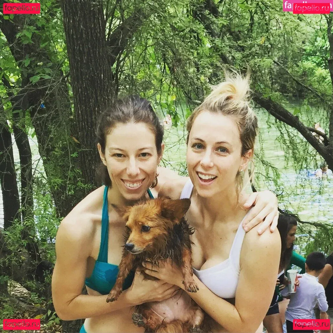 Iliza Shlesinger Onlyfans Photo Gallery 