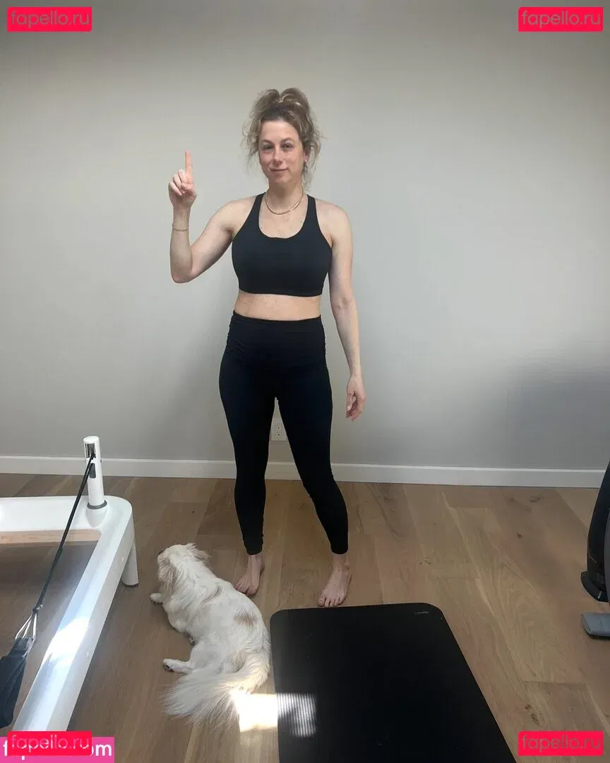 Iliza Shlesinger Onlyfans Photo Gallery 