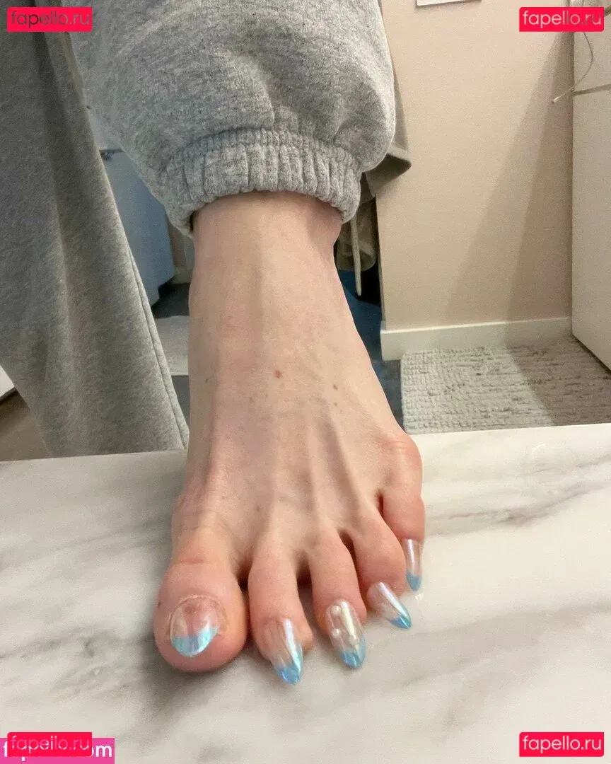 Iliza Shlesinger Onlyfans Photo Gallery 