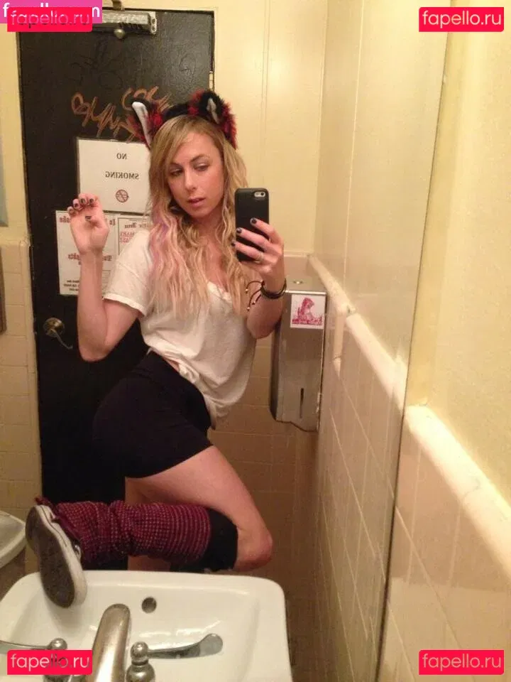 Iliza Shlesinger Onlyfans Photo Gallery 