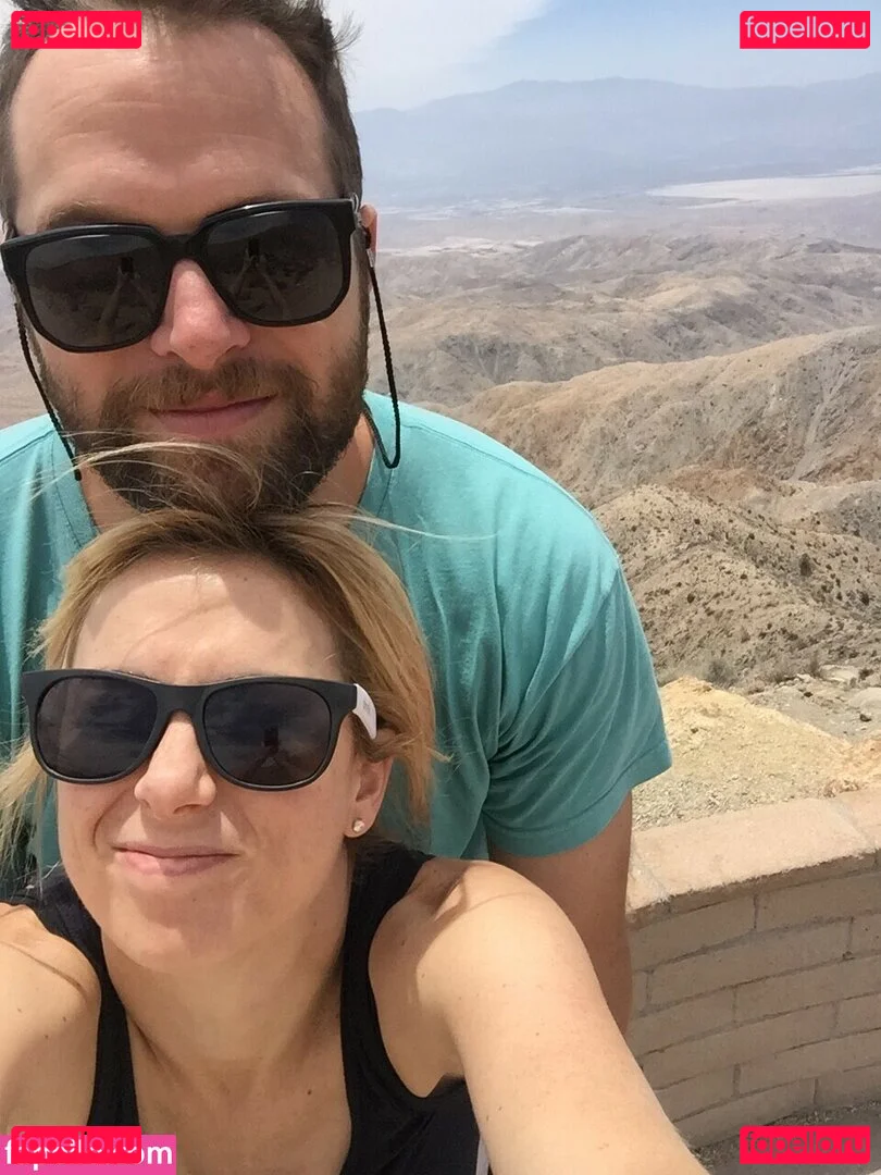 Iliza Shlesinger Onlyfans Photo Gallery 