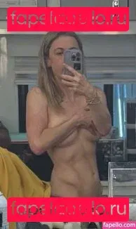 Iliza Shlesinger Onlyfans Photo Gallery 