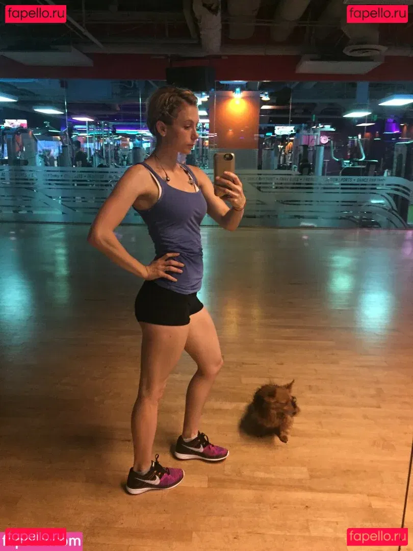 Iliza Shlesinger Onlyfans Photo Gallery 
