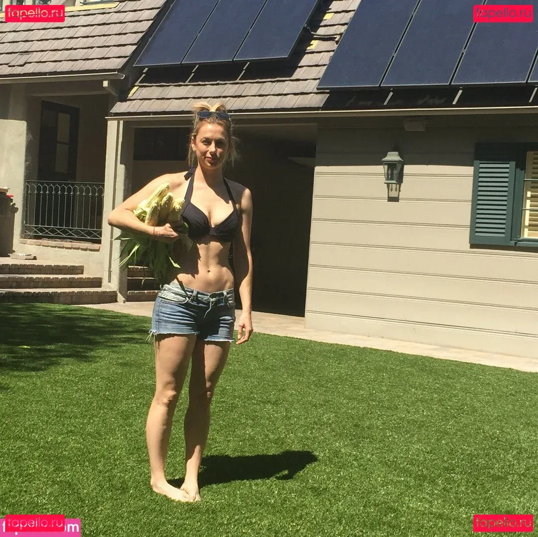 Iliza Shlesinger Onlyfans Photo Gallery 