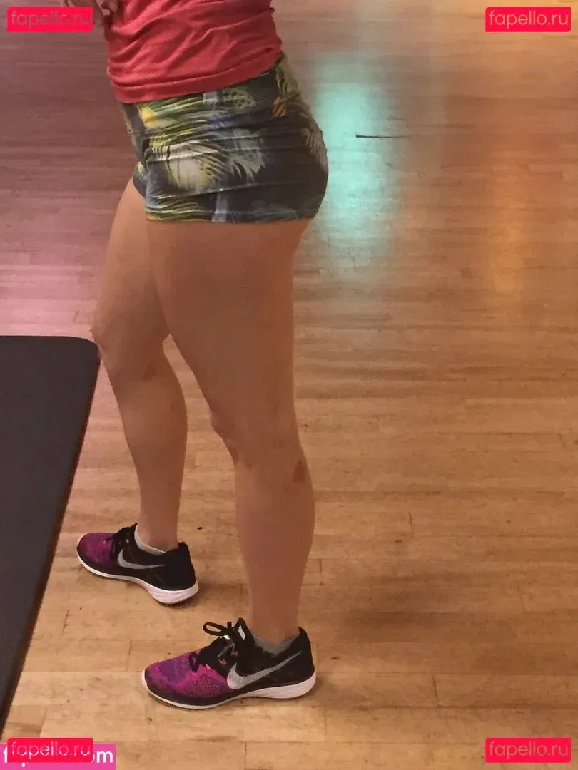 Iliza Shlesinger Onlyfans Photo Gallery 