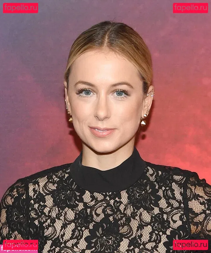 Iliza Shlesinger Onlyfans Photo Gallery 