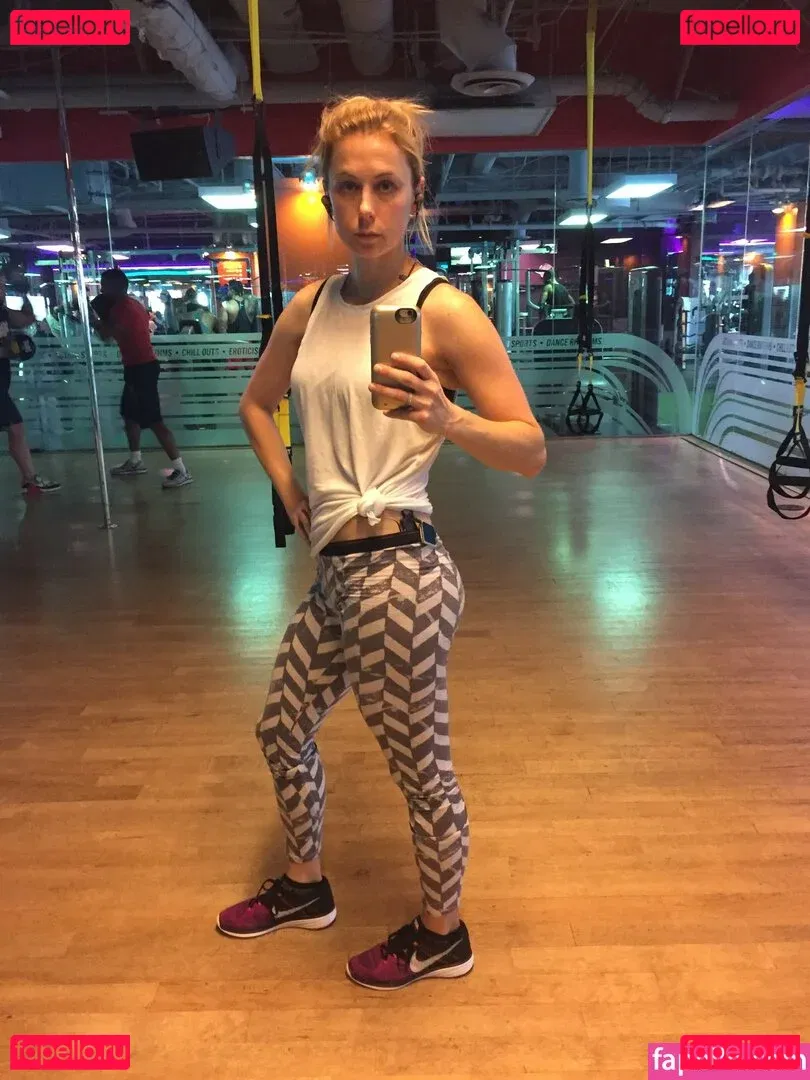 Iliza Shlesinger Onlyfans Photo Gallery 