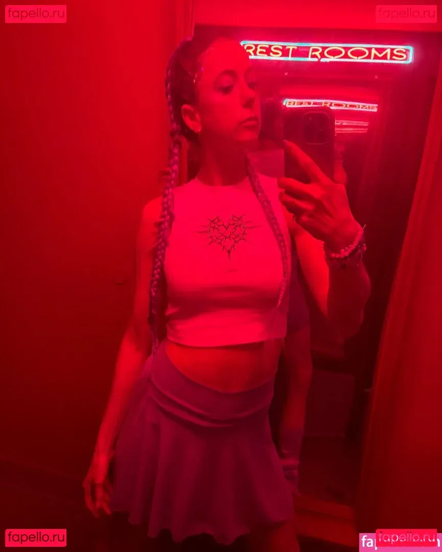 Iliza Shlesinger Onlyfans Photo Gallery 