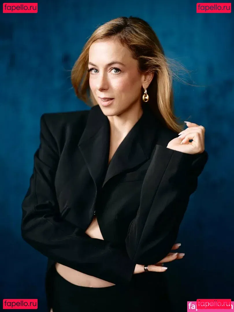Iliza Shlesinger Onlyfans Photo Gallery 