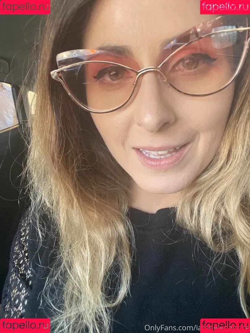 iamhelenaprice Onlyfans Photo Gallery 