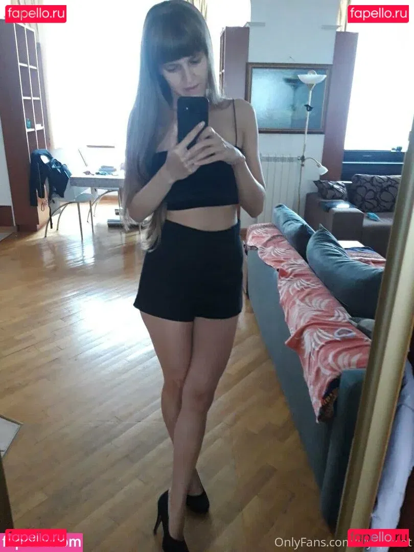 lilyapricot Onlyfans Photo Gallery 