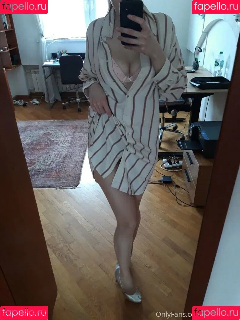 lilyapricot Onlyfans Photo Gallery 