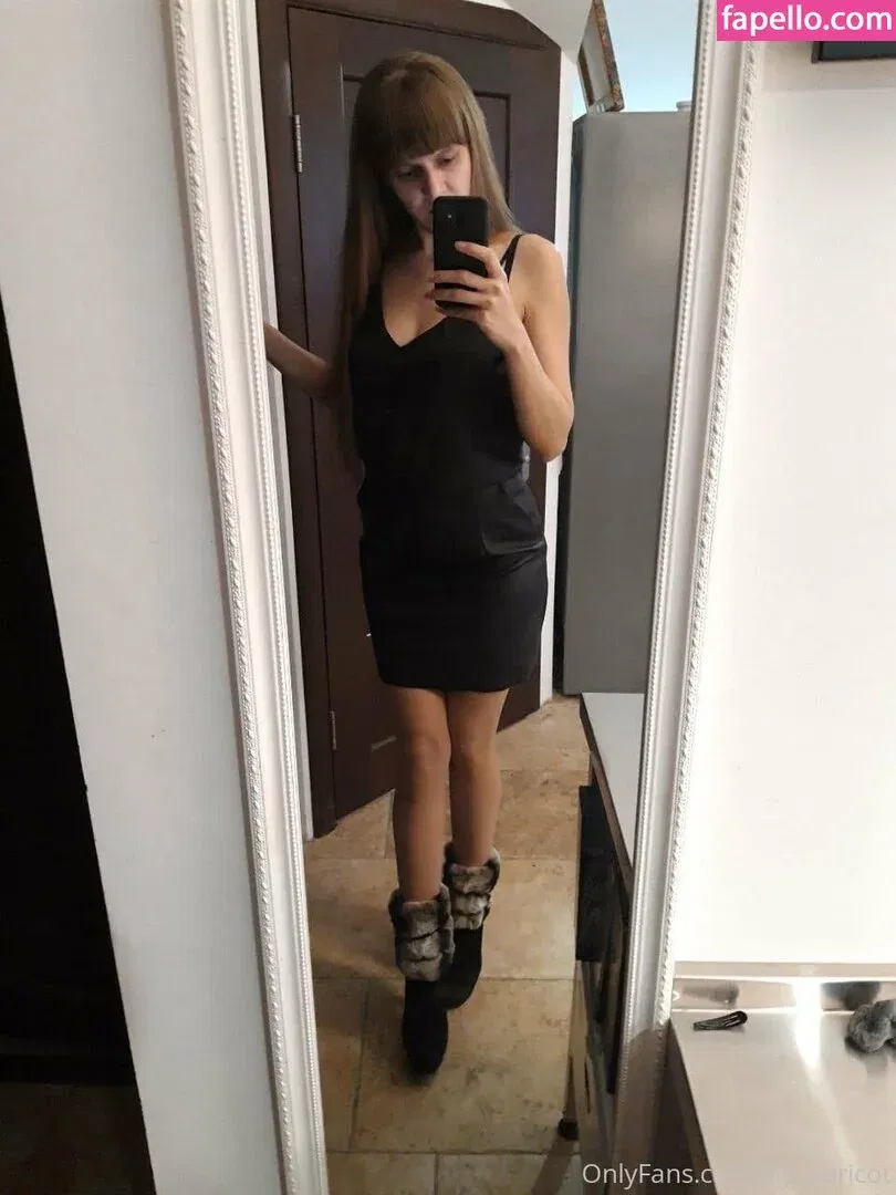 lilyapricot Onlyfans Photo Gallery 