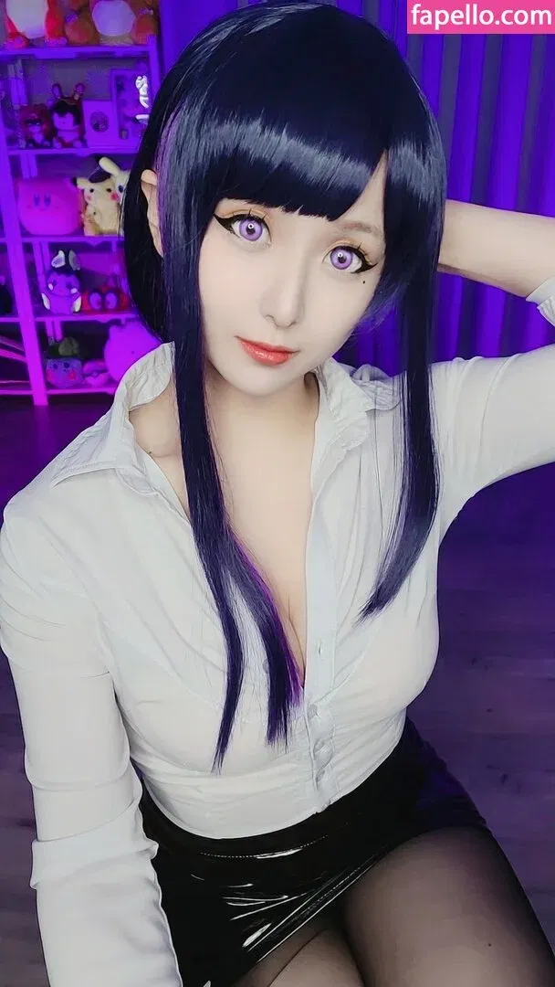 Lewd Cosplayer Onlyfans Photo Gallery 