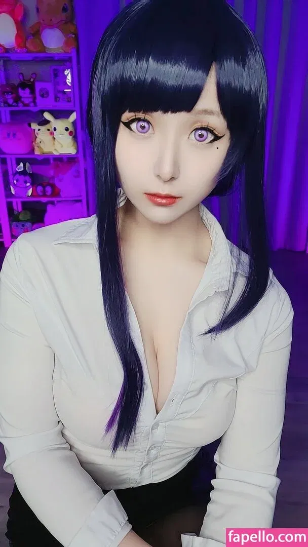 Lewd Cosplayer Onlyfans Photo Gallery 