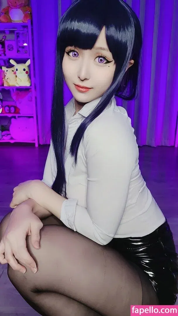 Lewd Cosplayer Onlyfans Photo Gallery 