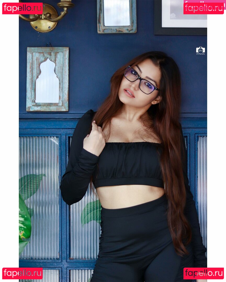 Simran Kaur / Simran_167 Nude Onlyfans Photo 37