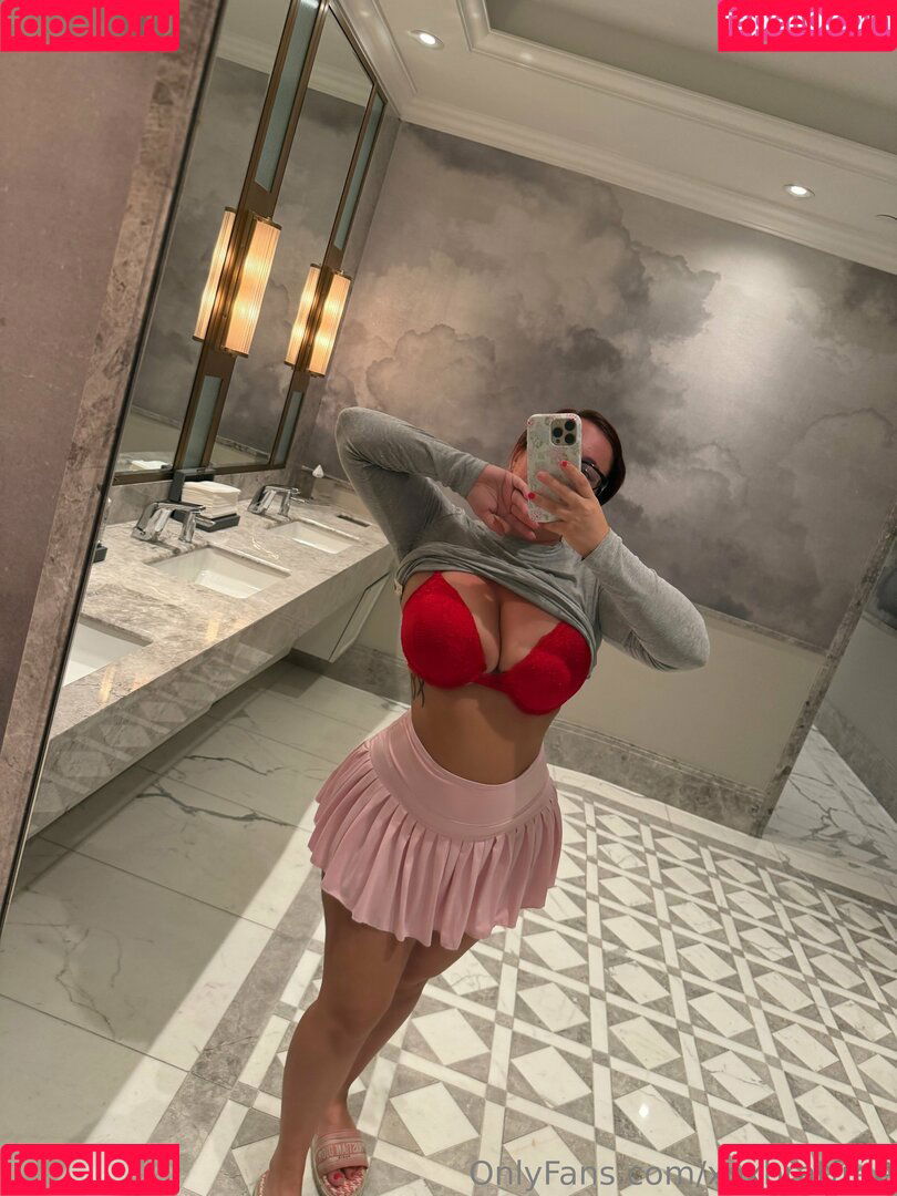 xoxbratfree Onlyfans Photo Gallery 