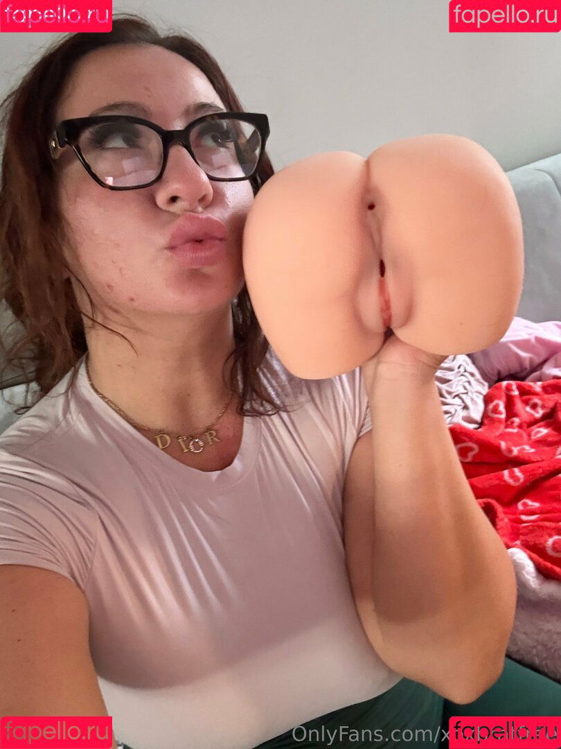xoxbratfree Onlyfans Photo Gallery 