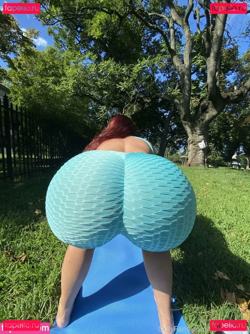 xoxbratfree Onlyfans Photo Gallery 