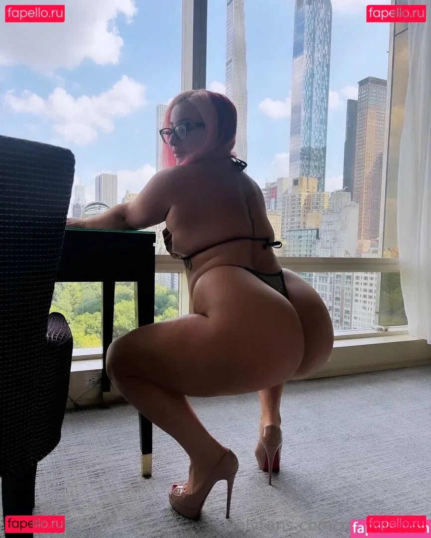 xoxbratfree Onlyfans Photo Gallery 