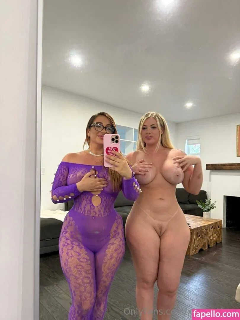 xoxbratfree Onlyfans Photo Gallery 