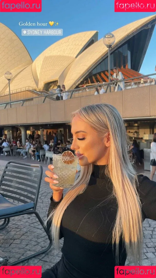 Taylah Small Onlyfans Photo Gallery 