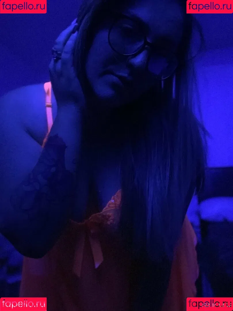 u81165928 Onlyfans Photo Gallery 