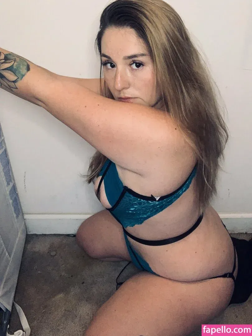 u81165928 Onlyfans Photo Gallery 
