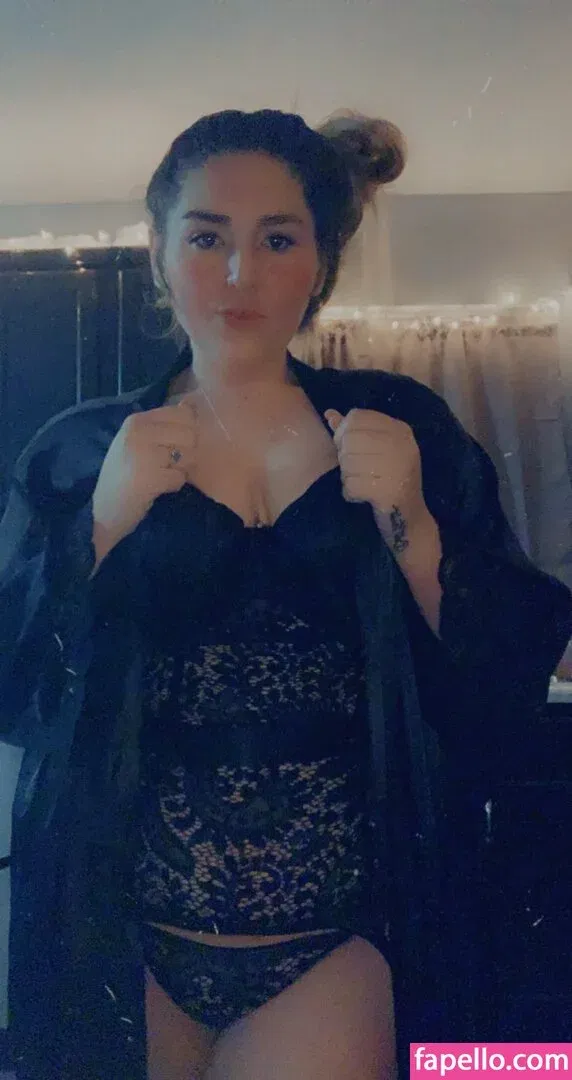 u81165928 Onlyfans Photo Gallery 