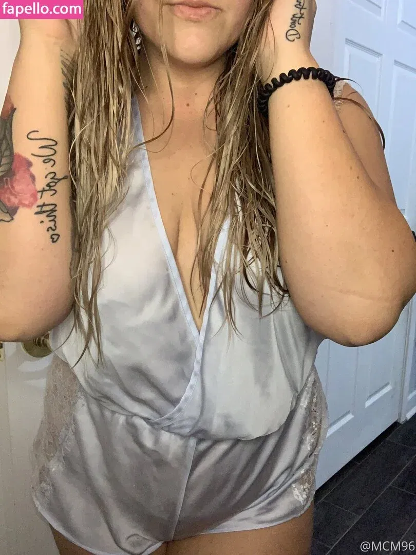 u81165928 Onlyfans Photo Gallery 