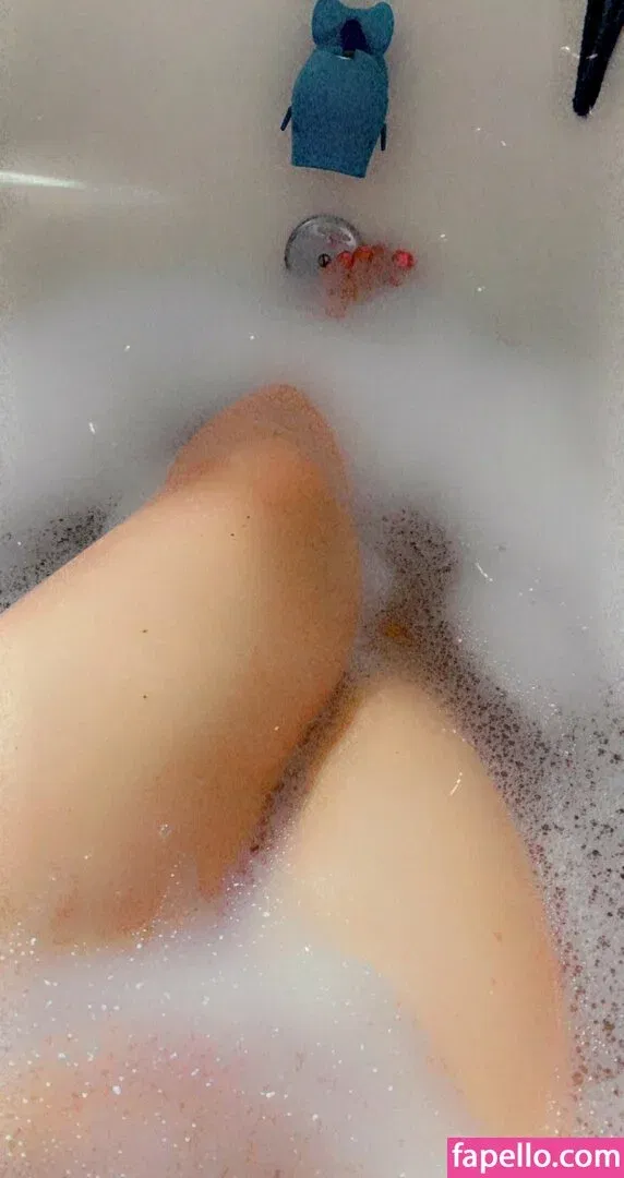 u81165928 Onlyfans Photo Gallery 