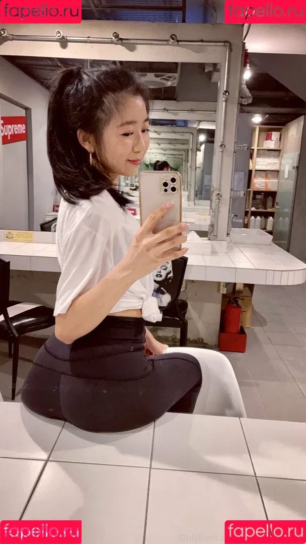 aimeechuasmr Onlyfans Photo Gallery 