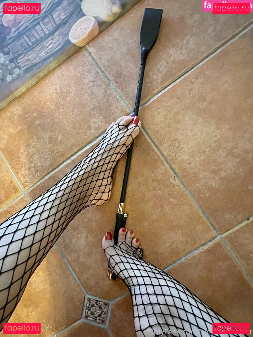 aimeechuasmr Onlyfans Photo Gallery 