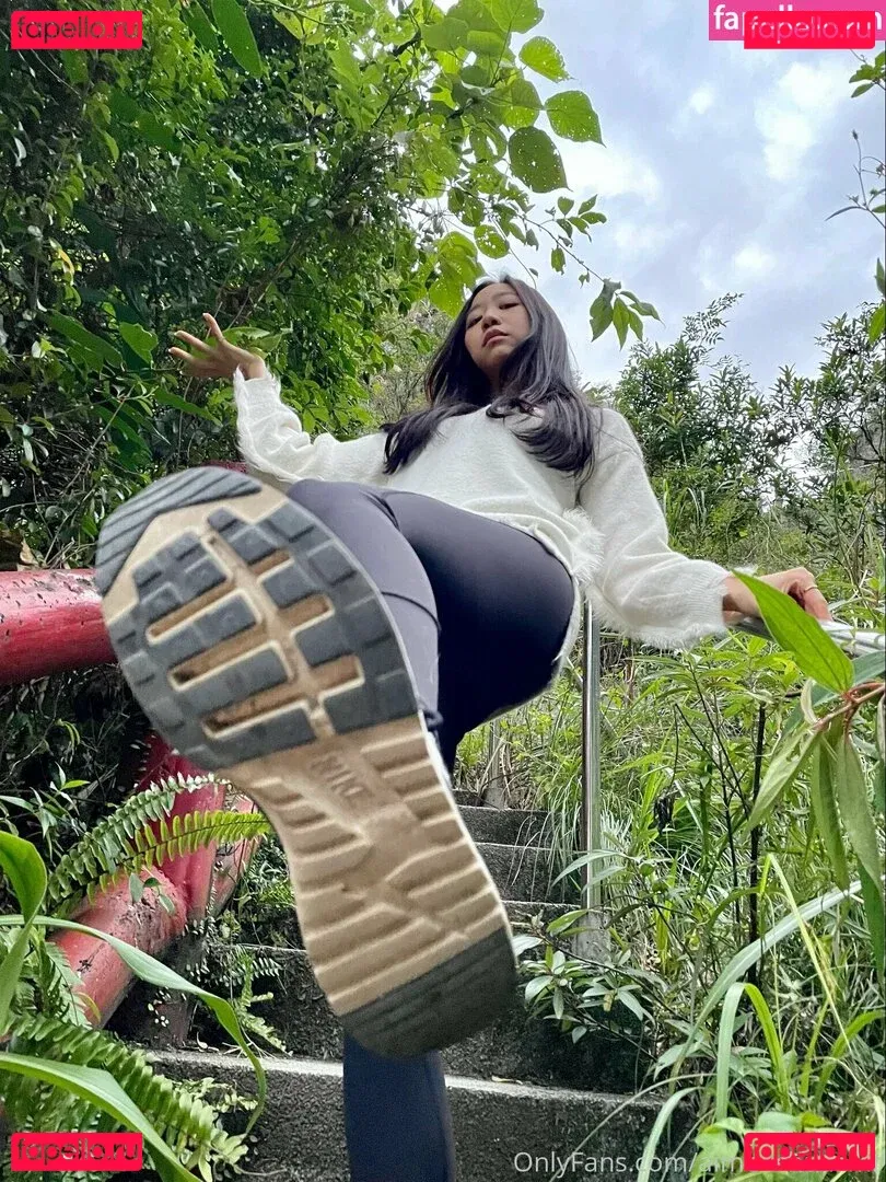 aimeechuasmr Onlyfans Photo Gallery 