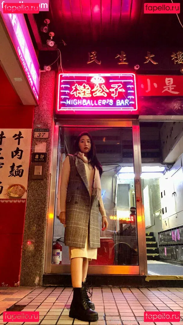 aimeechuasmr Onlyfans Photo Gallery 