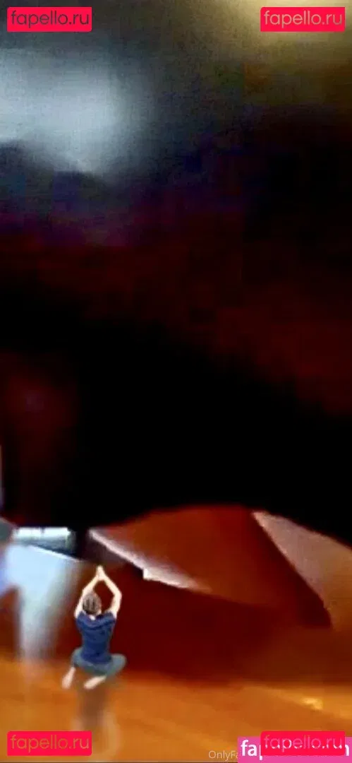 aimeechuasmr Onlyfans Photo Gallery 