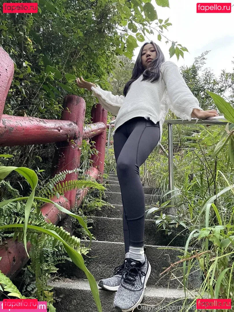 aimeechuasmr Onlyfans Photo Gallery 